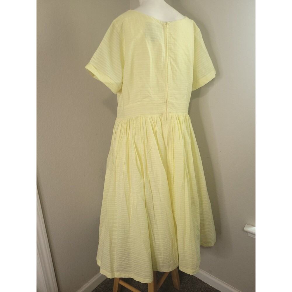 ModCloth size 18 maxi long dress yellow lining faux button pleated smocked - Picture 3 of 12